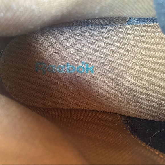 Vintage Reeboks - Picture 5 of 5